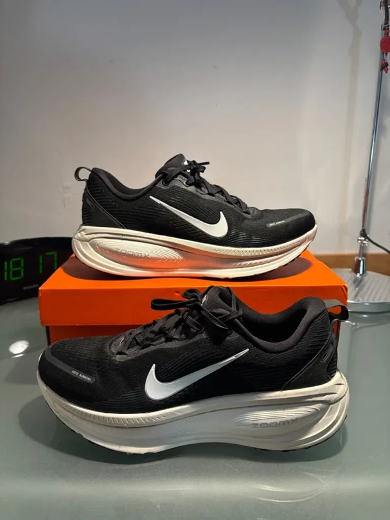 Used Nike Vomero 18 bike — image 1 of 7