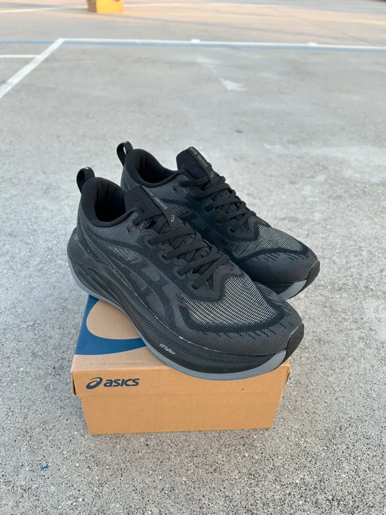 Gebrauchtes Asics Superblast 2 Paris bike — Bild 1 von 8
