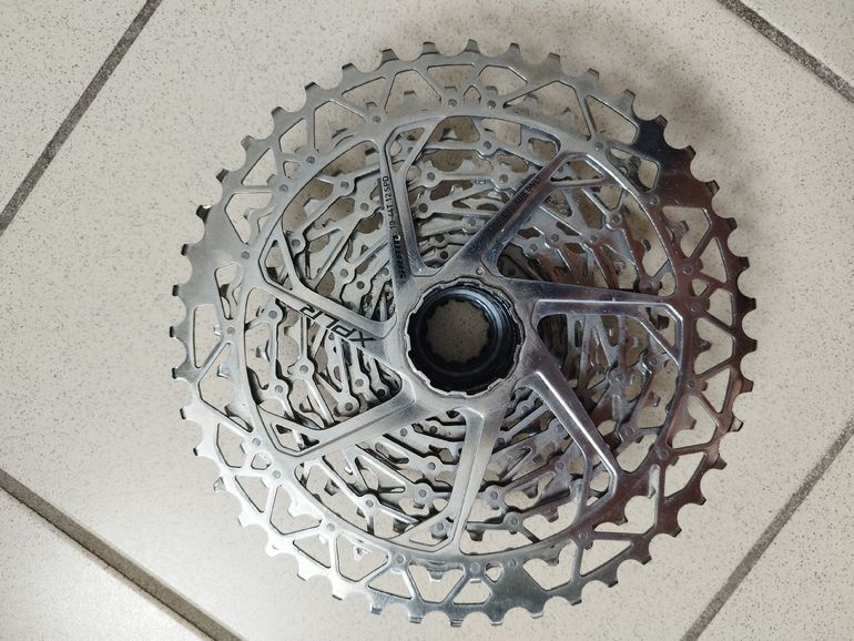 Used Sram Rival XPLR 10-44 Cassette bike — image 3 of 3