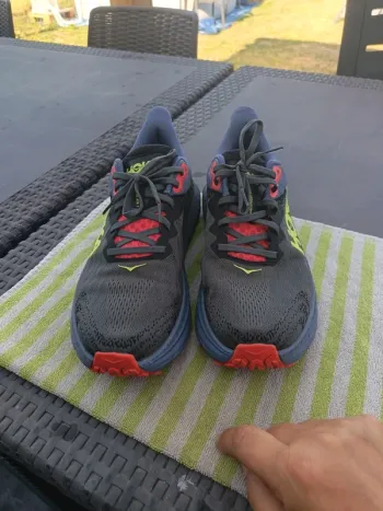 Used Hoka Shoes bike — image 2 of 7