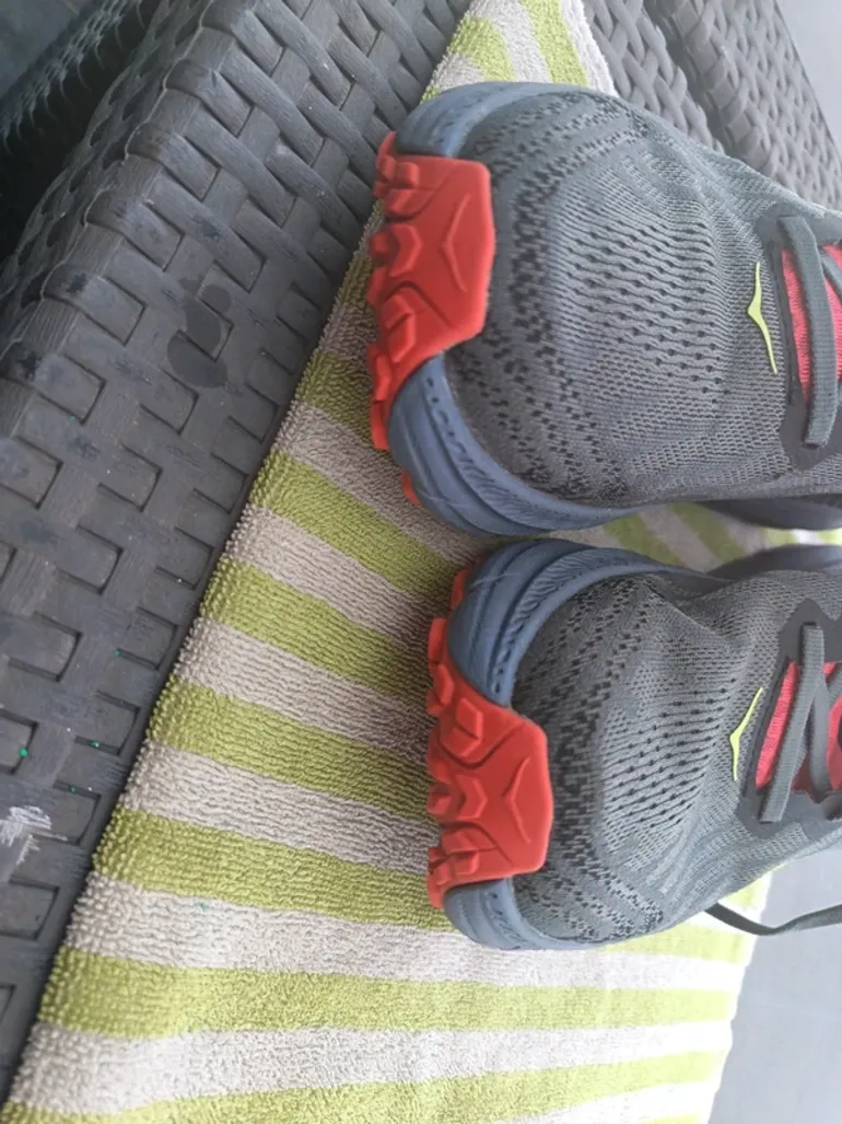 Used Hoka Shoes bike — image 7 of 7