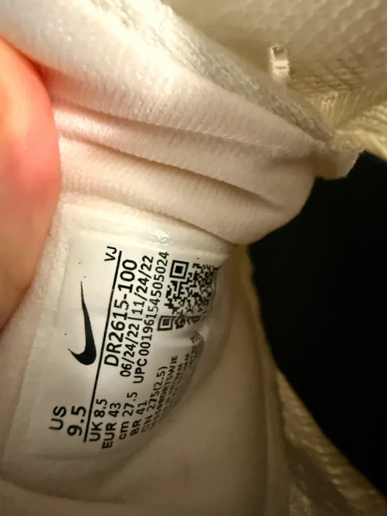 Used Nike Invincible Run 3 ZoomX Flyknit bike — image 4 of 6