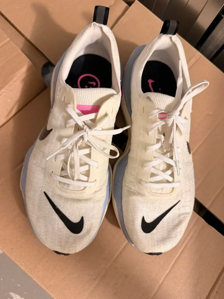 Used Nike Invincible Run 3 ZoomX Flyknit bike — image 1 of 6