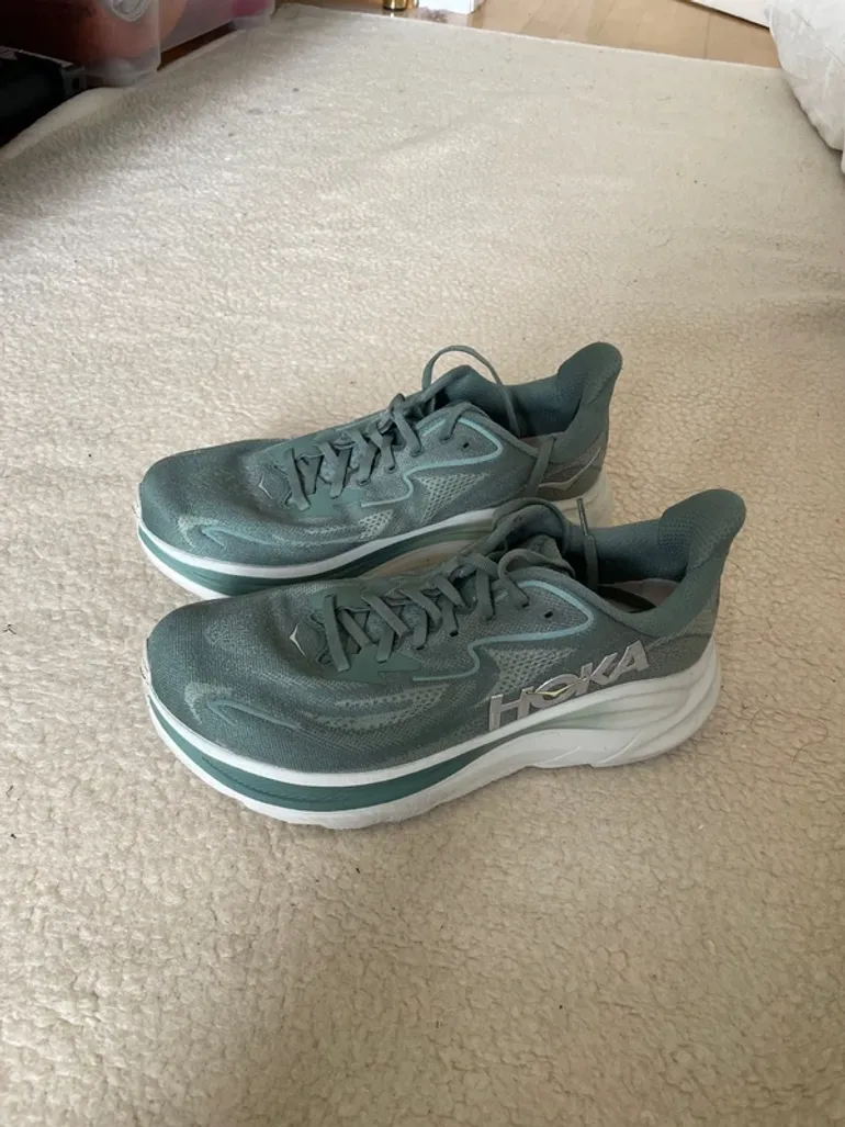Used Hoka Clifton 10 bike — image 1 of 5