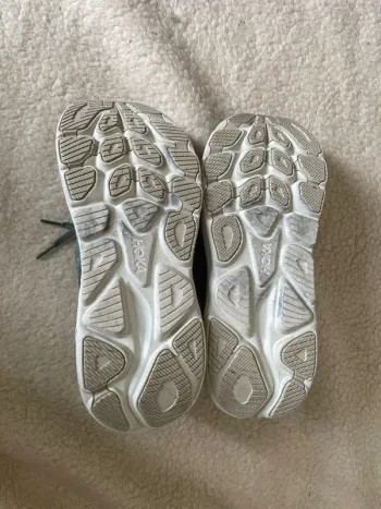 Used Hoka Clifton 10 bike — image 4 of 5