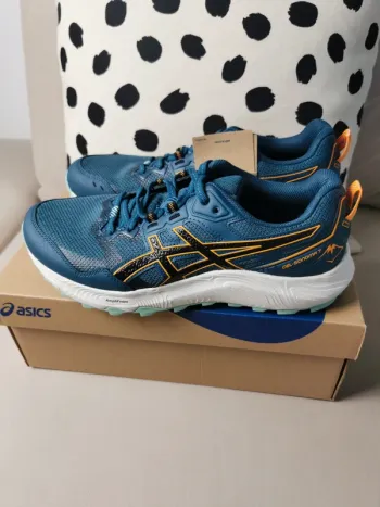 Used Asics Gel Sonoma 7 bike — image 2 of 5