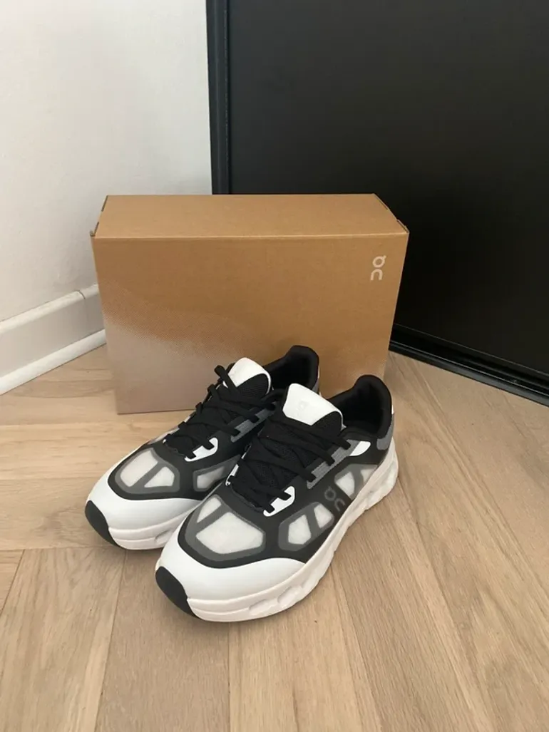 Used On Running On Cloud bike — image 3 of 4