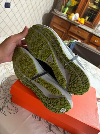 Used Nike running goretex bike — image 2 of 3
