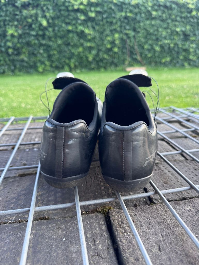 Used Shimano RC5 Road Cycling Shoes 2023 bike — image 2 of 6