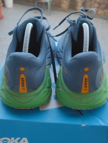 Used Hoka Arahi 7 bike