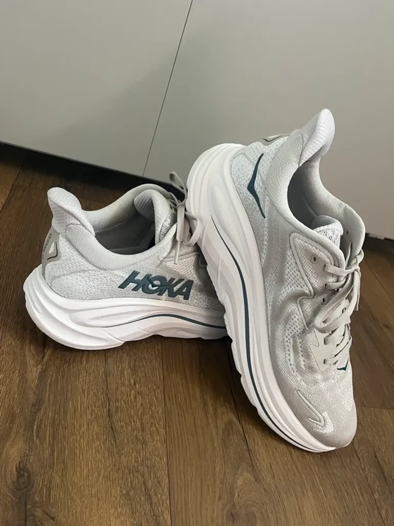 Used Adidas Hoka Running Shoes 43 bike — image 8 of 9