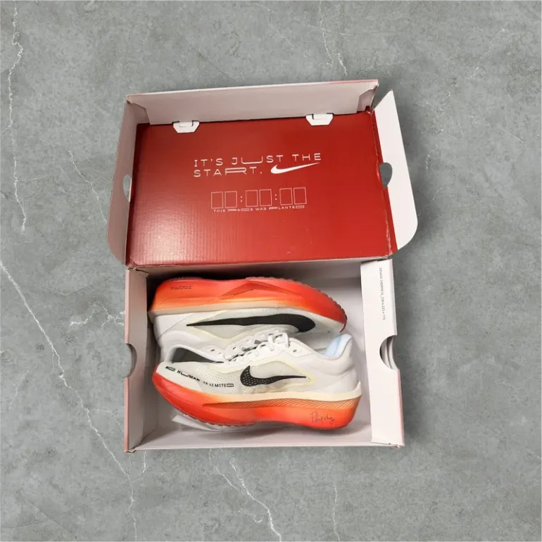 Used Nike Zoom Fly 6 EK bike — image 1 of 4