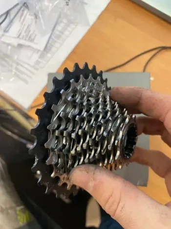 Used Sram Force XG 1270 10-28 2025 bike — image 3 of 4