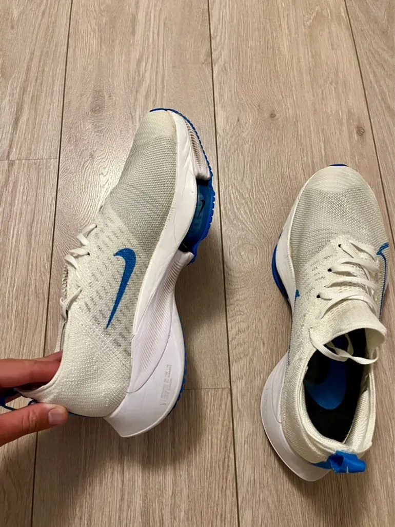 Used Nike Air Zoom Tempo Next % bike — image 5 of 6