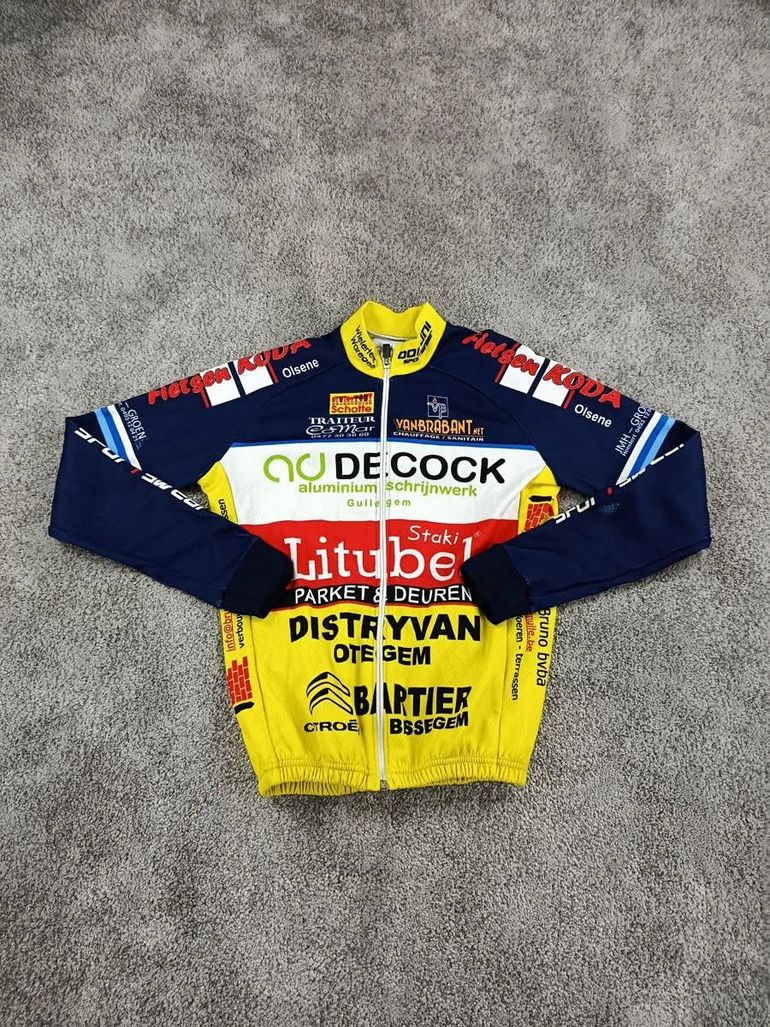 Used doltcini veste mi-saison velo femme taille XXS - 032418 bike — image 1 of 6