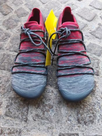 Used Merrell Trekking Shoes 2019 bike — image 6 of 9