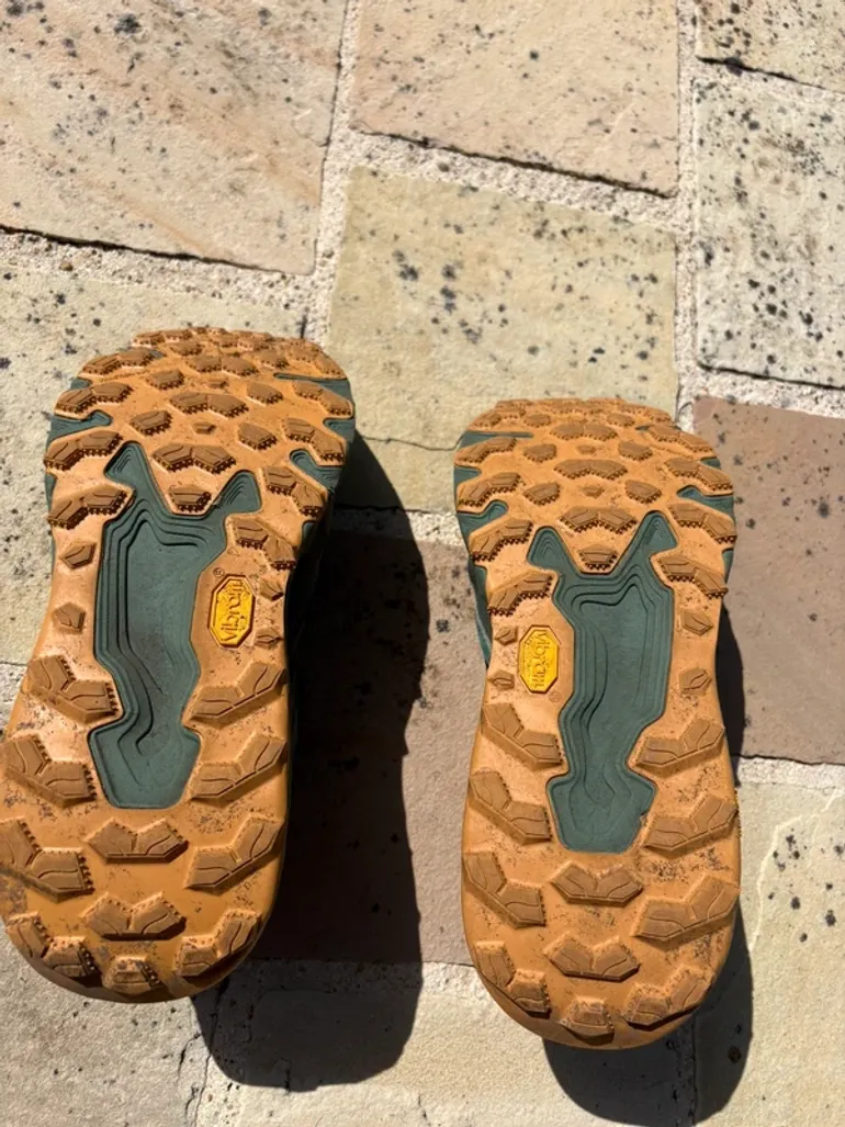 Käytetty New Balance Fresh Foam X Hierro v9 bike — kuva 4 / 9