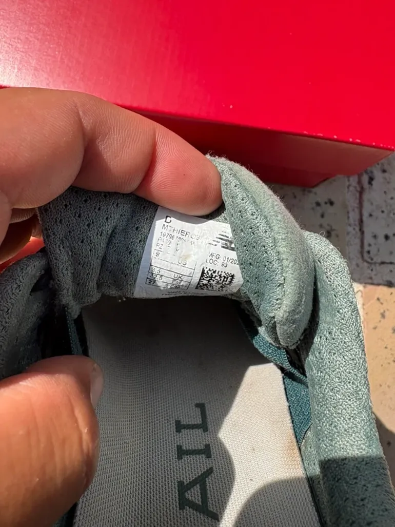 Käytetty New Balance Fresh Foam X Hierro v9 bike — kuva 8 / 9