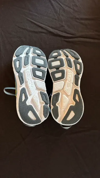 Used Hoka Running Shoes bike — image 3 of 3