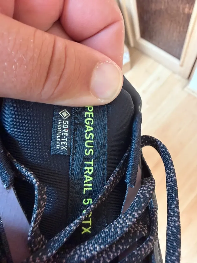 Gebrauchtes Nike Schuhe Neu Nr. 44 bike — Bild 5 von 5