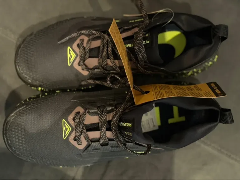 Gebrauchtes Nike Schuhe Neu Nr. 44 bike — Bild 3 von 5