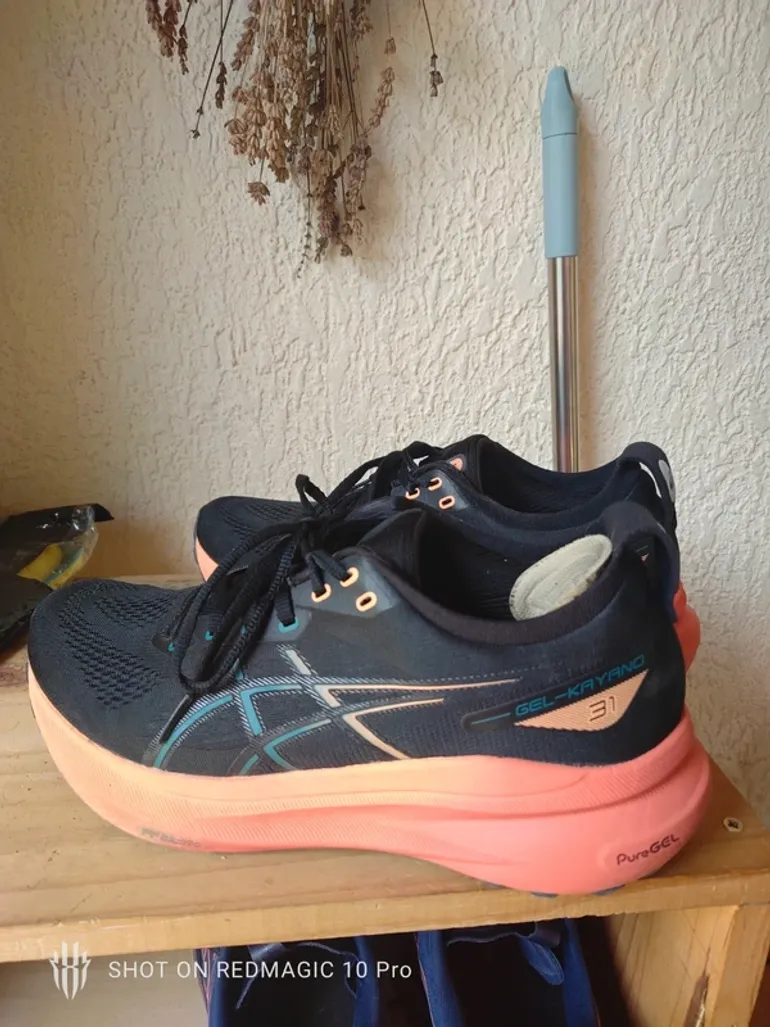 Used Asics Gel-Kayano 31 bike — image 1 of 5