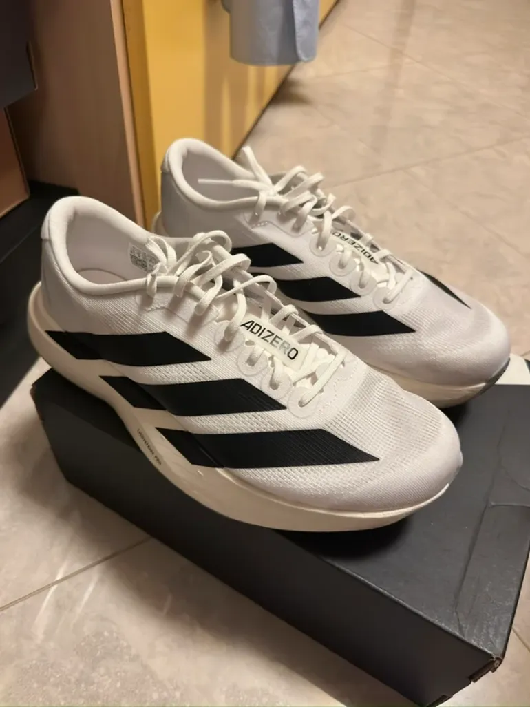 Used Adidas evo sl m bike — image 1 of 12