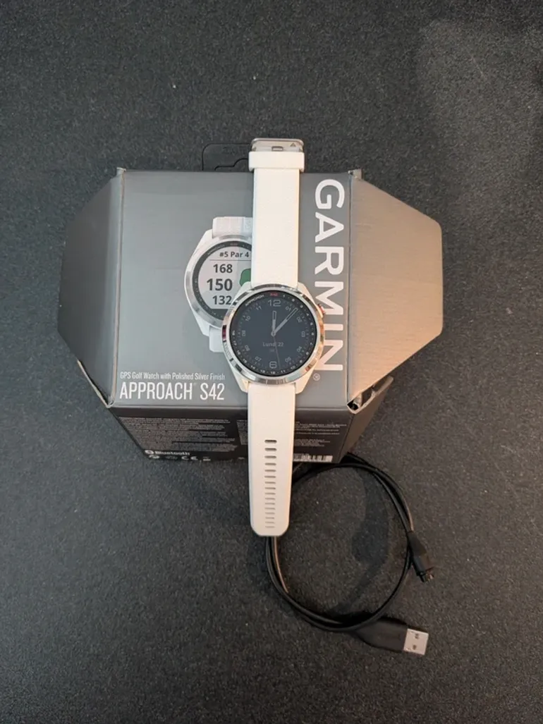 Gebrauchtes Garmin Approach S42 bike — Bild 1 von 4