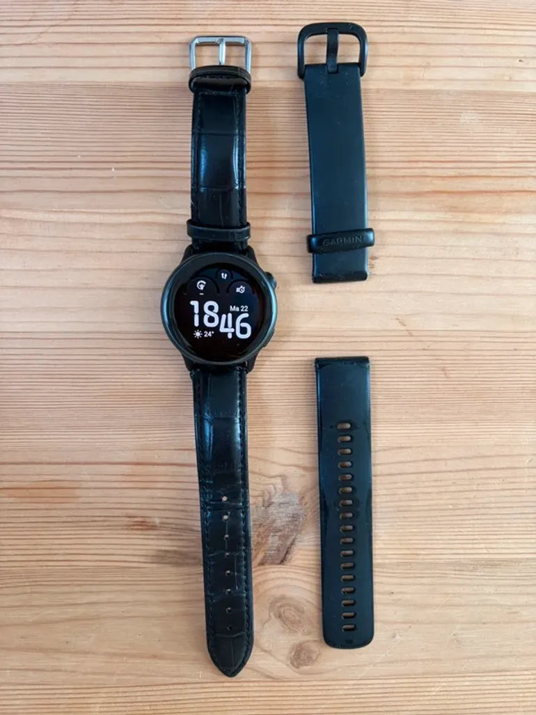 Used Garmin Vivoactive 6 bike — image 1 of 4