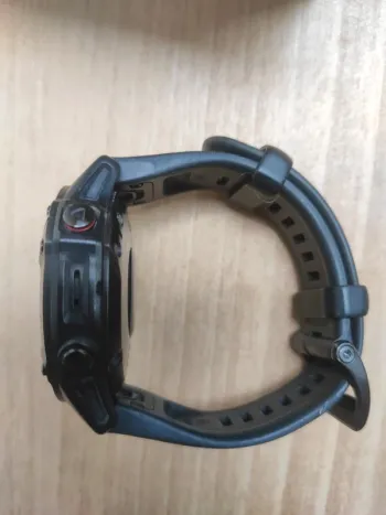 Used Garmin Fenix 6 Pro bike — image 4 of 5