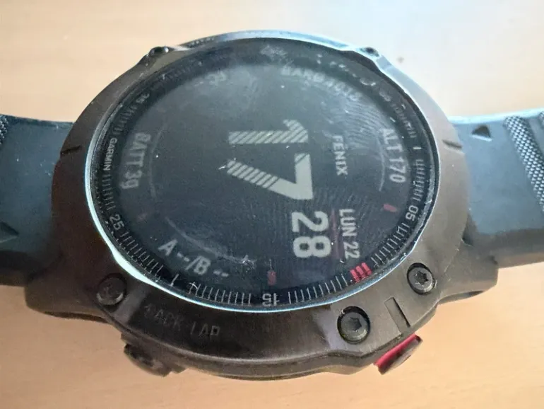 Used Garmin Fenix 6 Pro bike — image 7 of 8
