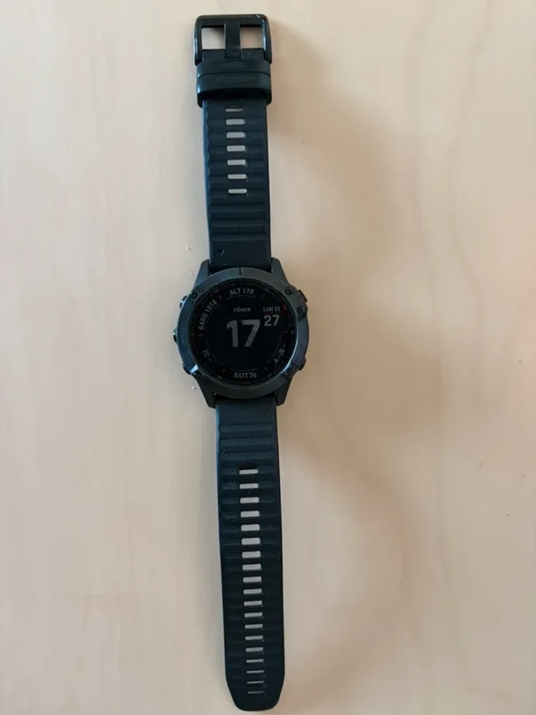 Used Garmin Fenix 6 Pro bike — image 1 of 8
