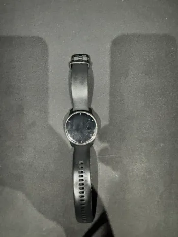 Used Garmin Venu 2 bike — image 3 of 4