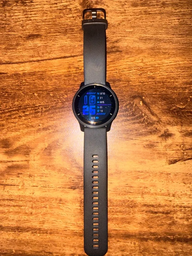Used Garmin Venu 2 bike — image 5 of 8