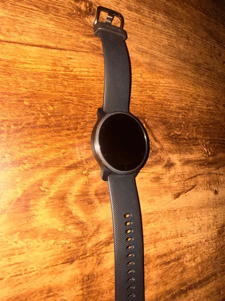 Used Garmin Venu 2 bike — image 7 of 8