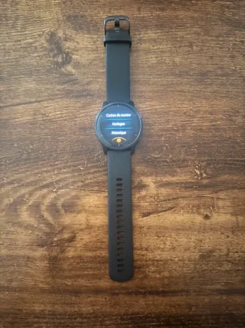 Used Garmin Venu 2 bike — image 3 of 8