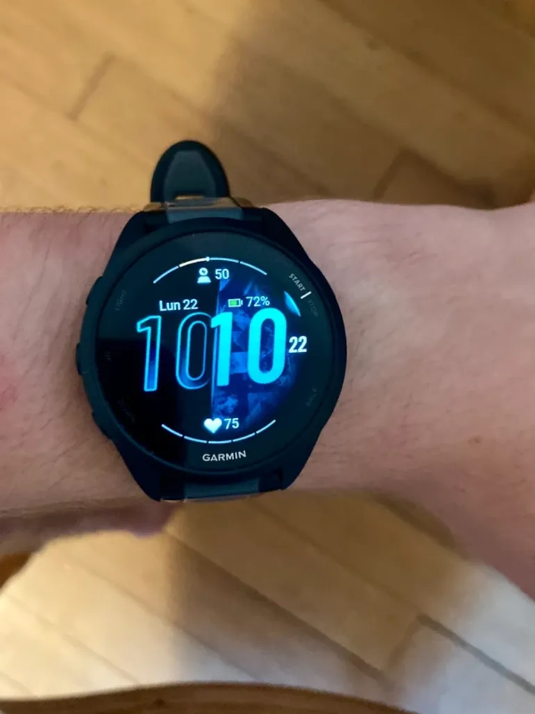 Použité Garmin Forerunner 165 bike — obrázek 4 z 6