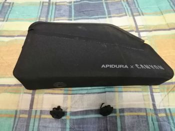 Käytetty Apidura x Canyon Top Tube Pack bike — kuva 2 / 9