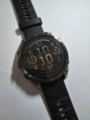 Garmin Fenix 8 bike d'occasion — image 2 sur 15