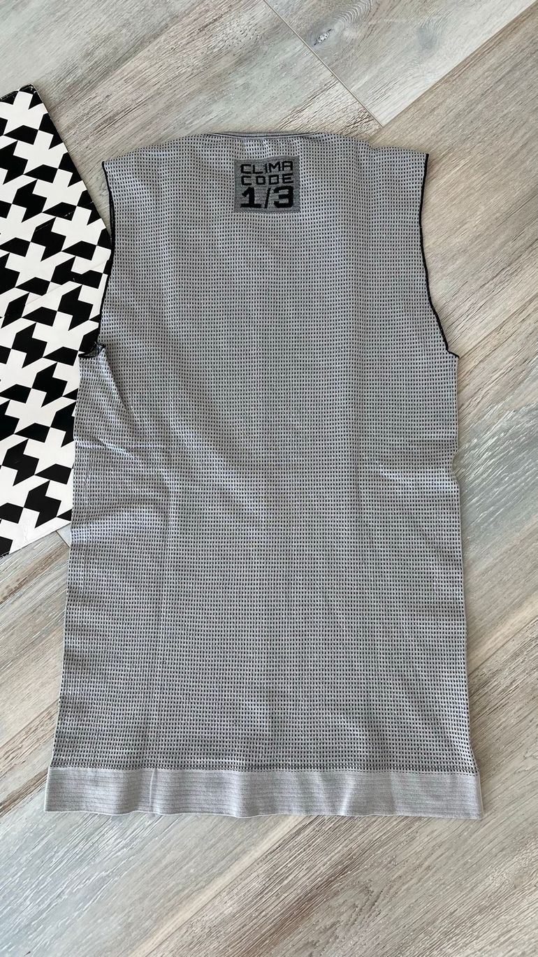 Used Assos Summer NS Skin P1 2026 bike — image 10 of 11