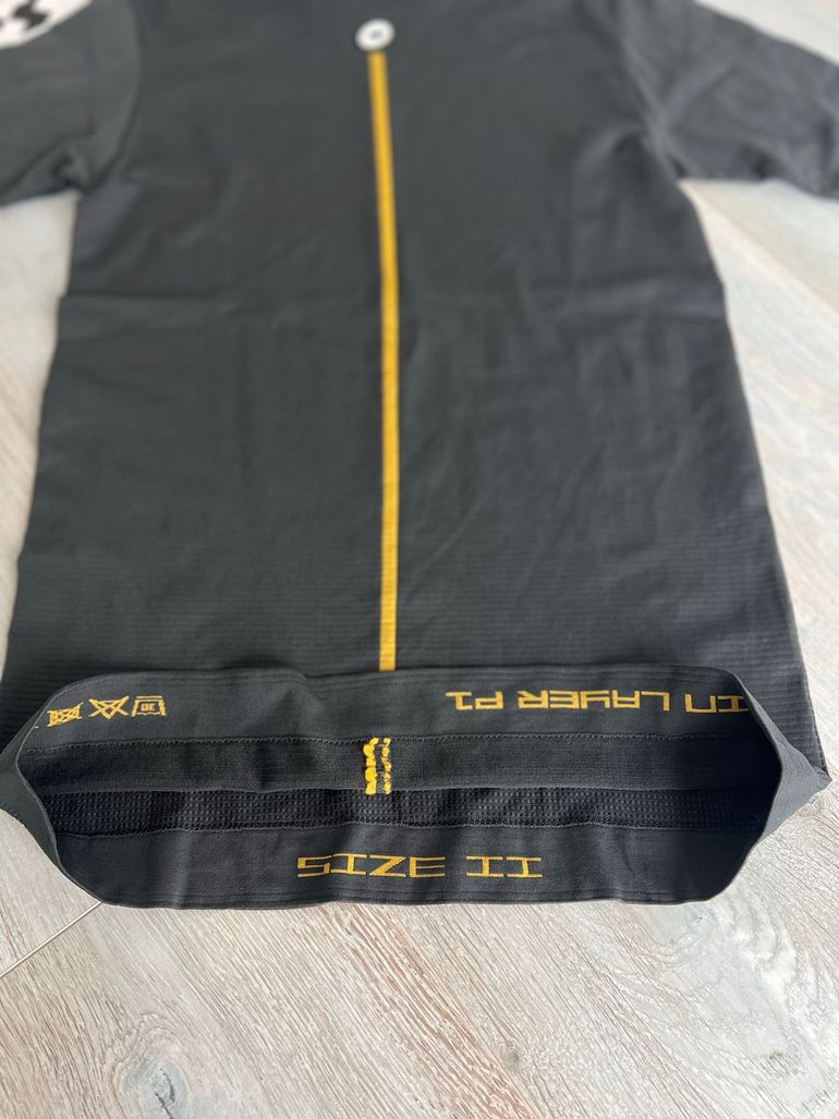 Used Assos Spring Fall SS Skin Layer P1 2026 bike — image 11 of 18