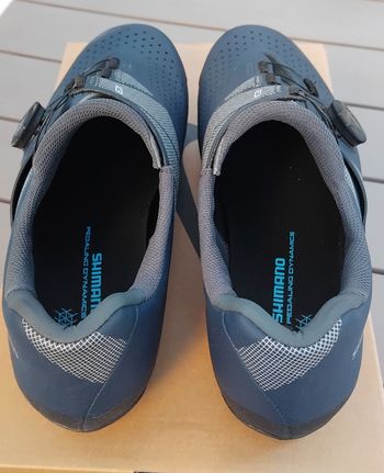 Used Shimano XC3 Blu Navy bike — image 7 of 8