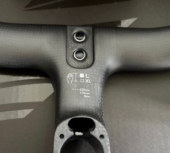 Použité Vision Metron 5D ACR EVO Integrated Handlebar 2026 bike — obrázek 2 z 3