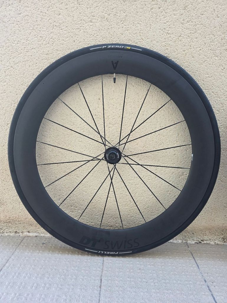 Brugt Dt Swiss ARC1100 62 2026 bike — billede 2 af 8