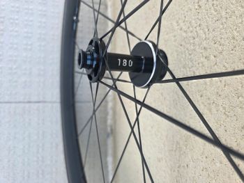 Brugt Dt Swiss ARC1100 62 2026 bike — billede 6 af 8