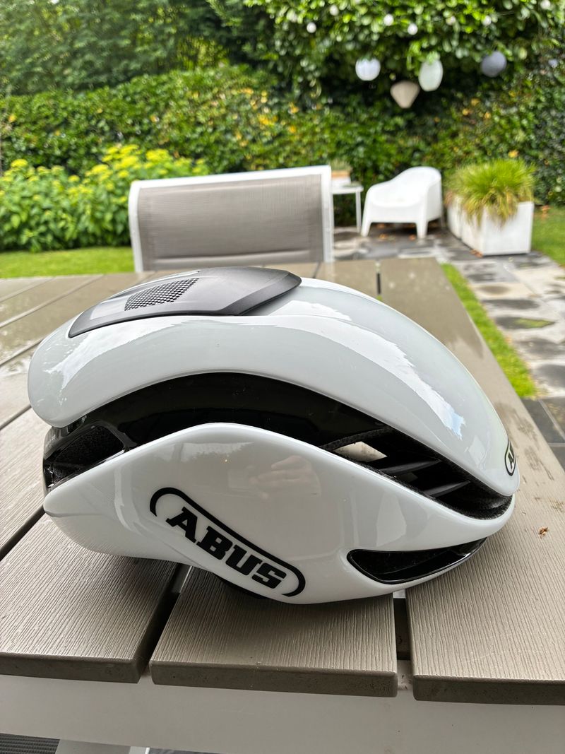 Used ABUS GameChanger 2.0 MIPS Helmet 2026 bike — image 1 of 5