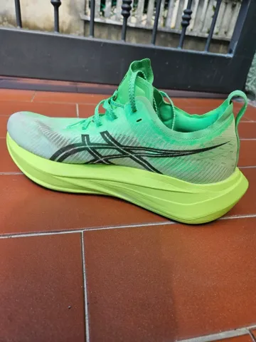 Brugt Asics Megablast 2026 bike — billede 6 af 10