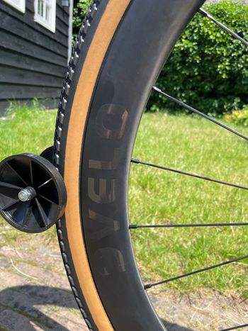 Used 9Velo 45mm Carbon 2025 bike — image 4 of 5