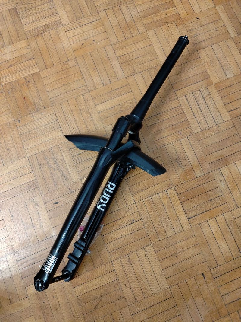 RockShox Rudy Ultimate XPLR SoloAir 28 12x100 40mm Fork de segunda mano