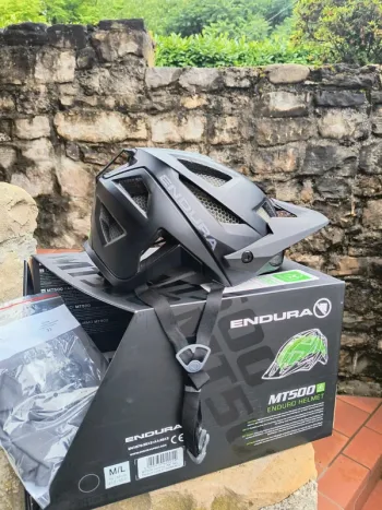 Gebrauchtes Endura MT500 bike — Bild 2 von 8